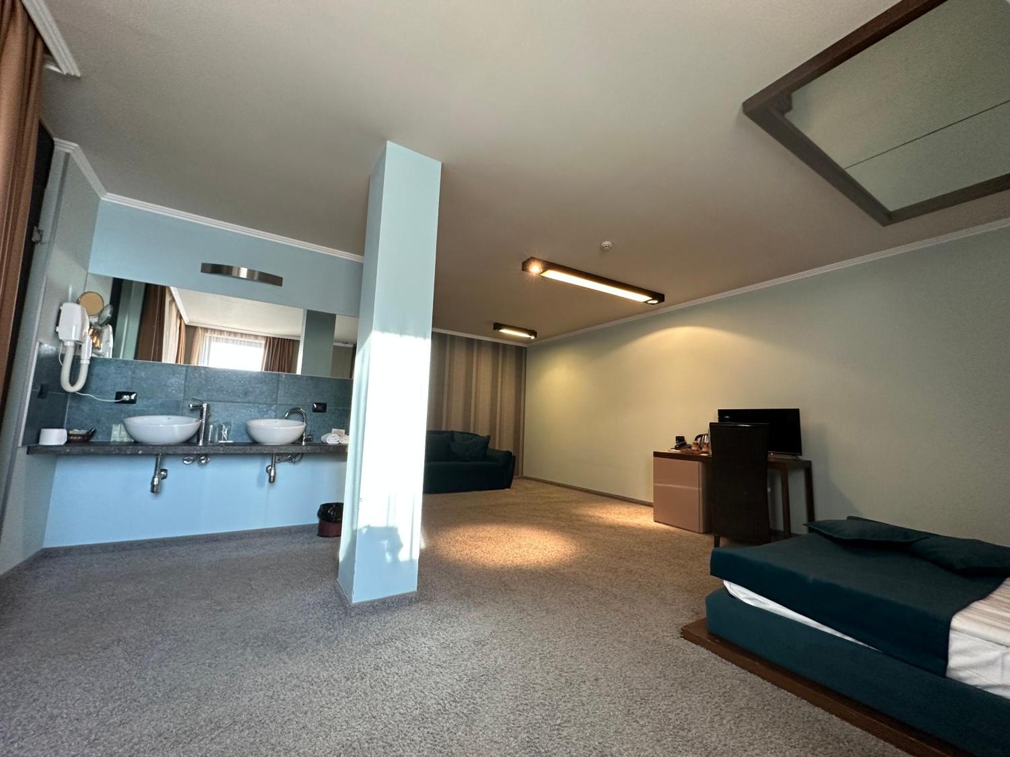 בלצ'יק Regina Maria Spa Design Hotel מראה חיצוני תמונה